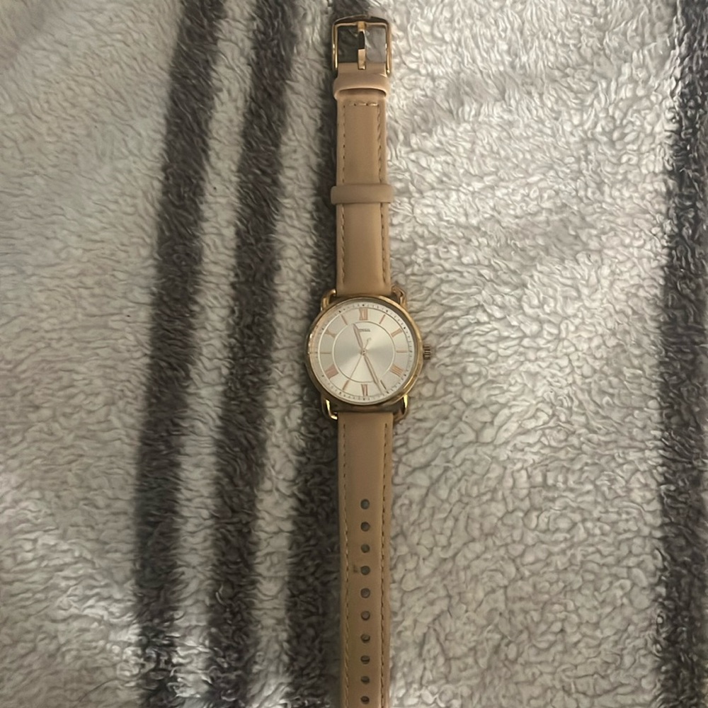 Cute worn fossil watch